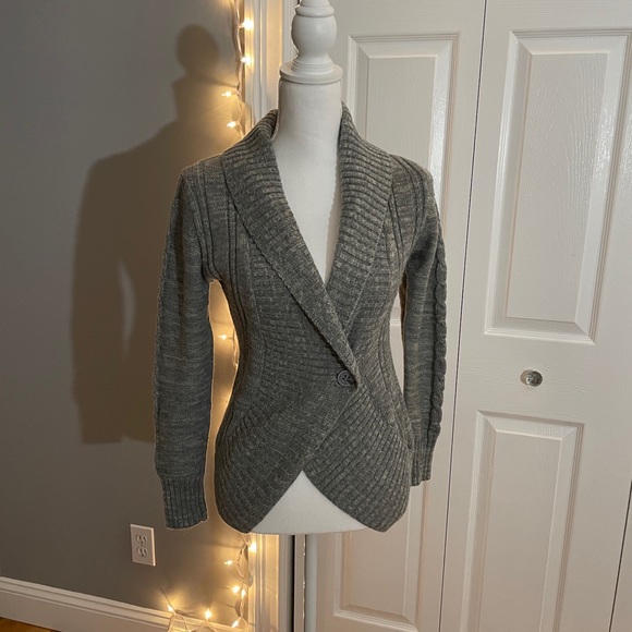 Kohl's Sweaters - NWOT Thick Grey Cardigan
